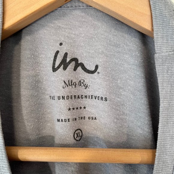 im THE UNDERACHIEVERS Grey & Blue Graphic Short-sleeved T-shirt Men's size XL - Picture 4 of 5